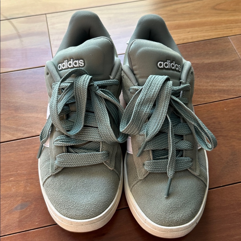 Adidas Green and White Casual Sneakers 9 - Picture 2 of 9